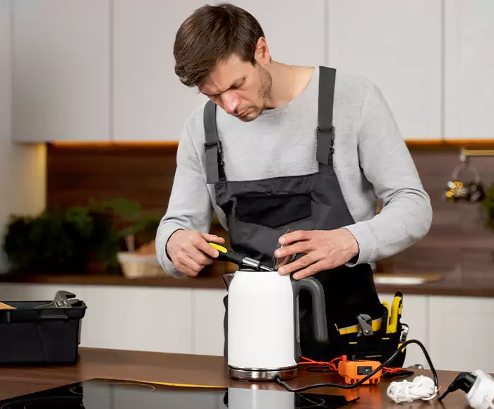 Skilled Blender Technicians: Your Small Appliance Repair Experts for Brockton, MA